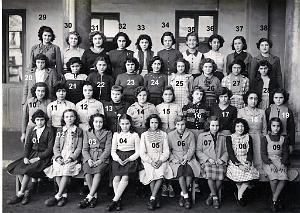 ECOLE LAMORICIERE FILLES 1951 XXX N03